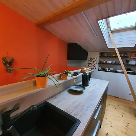 And Free Airport Transfer Apartman *